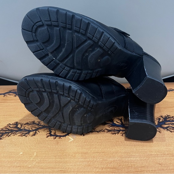 B.O.C born concept clog mules size 7 - Picture 4 of 9